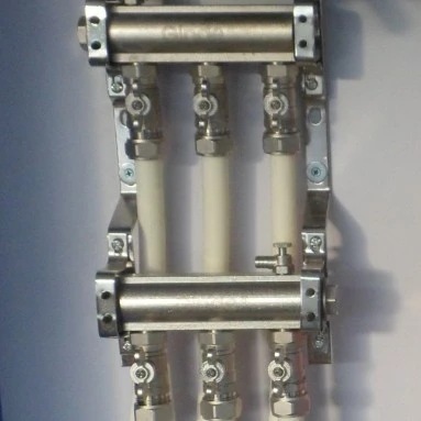 地暖分水器 地热系统中的核心部件——黄铜分集水器详解